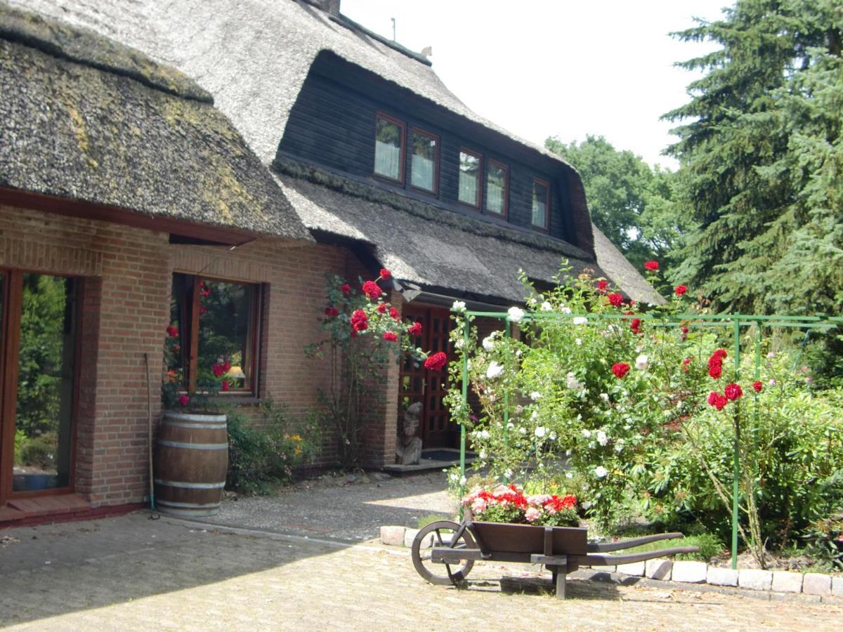 Amaya Hotel & Suites Soltau Exterior foto